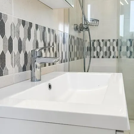 à 5 Min Des Plages, Jardin Privé Appartement Royan