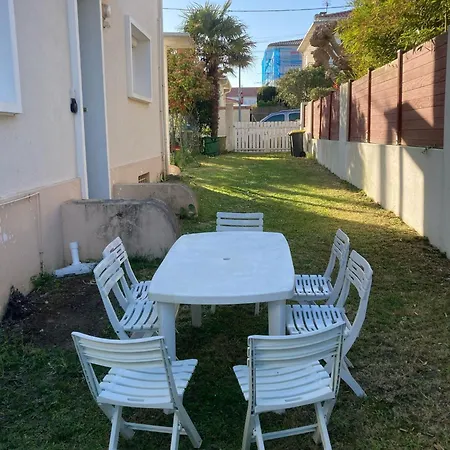 à 5 Min Des Plages, Jardin Privé Appartement Royan