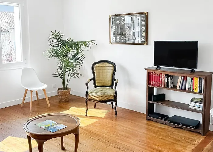 Calme & Central, Famille, Pro, Apartment Royan