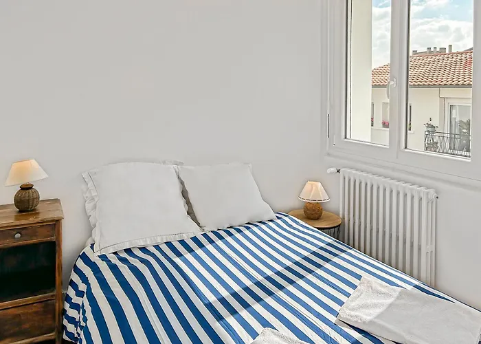 Calme & Central, Famille, Pro, Apartment Royan